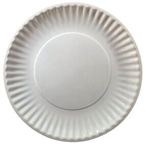 Set of Six Plastic plates White Durable Lightweight casual picnic